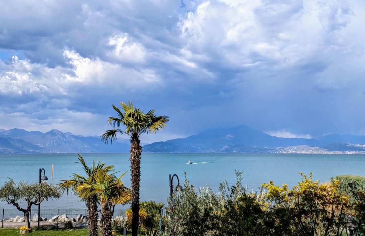 Vista - Lake & Pool Σιρμιόνε Εξωτερικό φωτογραφία